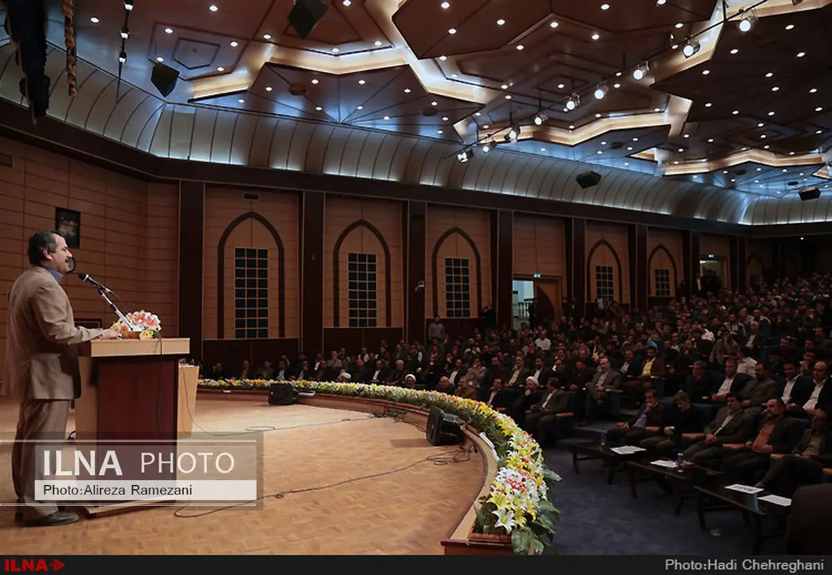 همایش ملی کارگران ساختمانی کشور به میزبانی قم برگزار شد