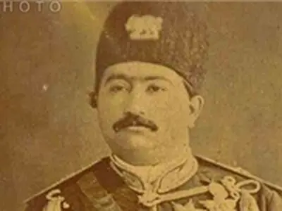 ناگفته‌هایی از محمدعلی میرزا، عامل به توپ بستن مجلس