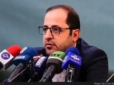 از زمان فیلم‌های کیارستمی اولویت‌‌های نظام آموزشی ما تغییری نکرده/۱۲ سال آموزش به‌ چه دردی می‌خورد/از علمی که هیچ فایده‌ای ندارد به خدا پناه می‌برم 
