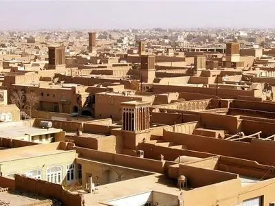 مشکل پارکینگ در بافت تاریخی یزد پیش از نوروز ساماندهی شود