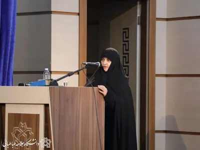 ما به عنوان الگو باید رهبری زنان جهان را به دست بگیریم