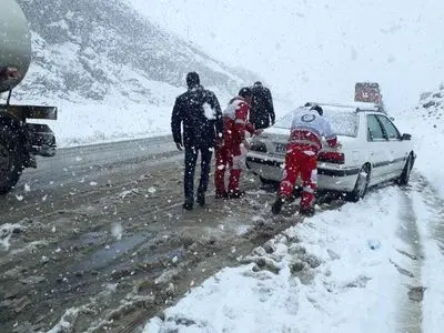 امدادرسانی جمعیت هلال احمر لرستان به یکصد نفر در ازنا 