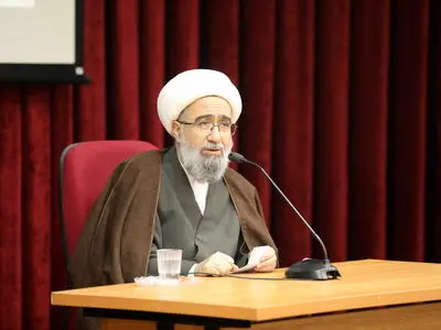 در آثار آیت الله العظمی صافی گلپایگانی، مبحث امامت دارای جایگاه ویژه است