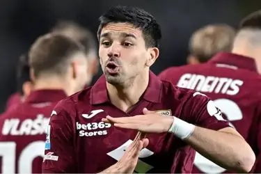 درخشش سیمئونه کوچک در سری‌آ؛ برابری با رکورد رونالدو و مارادونا