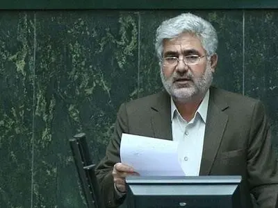 وزیر آموزش و پرورش نواقص آیین نامه اجرای قانون رتبه‌بندی معلمان را رفع کند