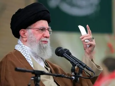 اقتدار معنوی و فرهنگی و تأثیر آن در اندیشه‌های سیاسی آیت الله خامنه‌ای در دنیای معاصر