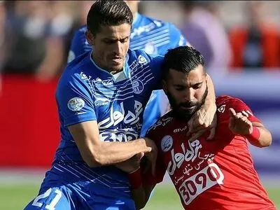 منصوریان با یک برد شرایط را تغییر می‌دهد/ هر دو تیم برای تساوی آمده بودند/ تعویض‌ها فنی و به موقع نبود