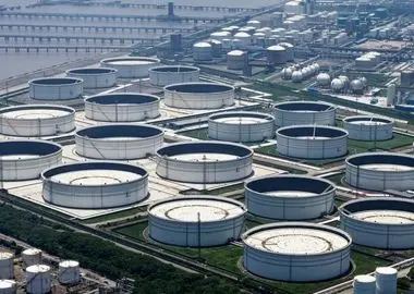 چین در حال بررسی توافق با ایران برای خرید نفت این کشور است