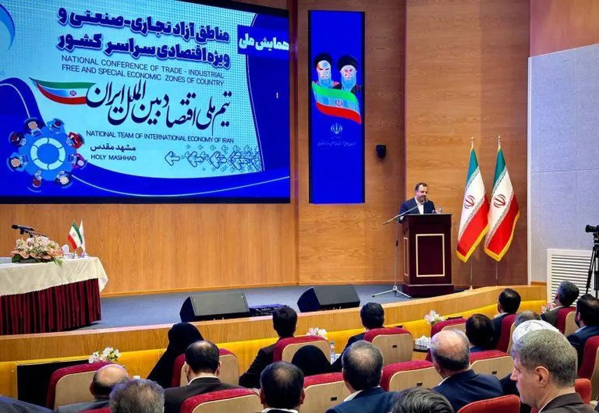 وزیر اقتصاد: جهش تولید در مناطق آزاد نیازمند رفع موانع حقوقی و اجرایی است