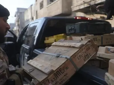 کشف یک انبار مهمات در شهر «حمص» سوریه