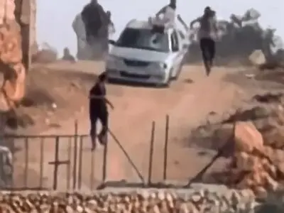 حمله وحشیانه شهرک‌ نشینان به فعال آمریکایی و چند فلسطینی در شمال رام‌ الله + فیلم