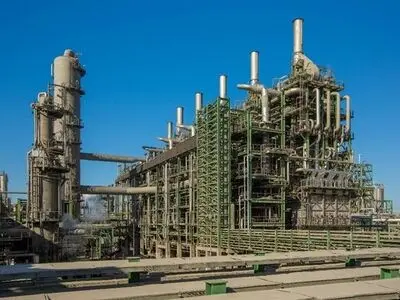 تعمیر موفقیت آمیز ولو خط دی کک کوره‌های الفین در پتروشیمی امیرکبیر