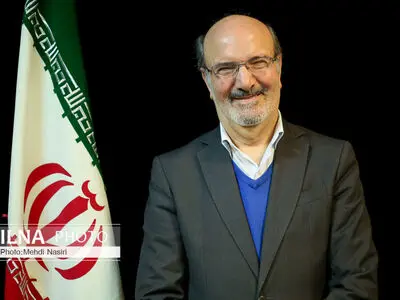 وعده‌های قالیباف در سفرهای استانی،‌ سنخیتی با جایگاه ریاست مجلس ندارد/  اهداف رئیس مجلس انتخاباتی و سیاسی است/ قالیباف به طرح‌ها و لوایح مجلس رسیدگی کند