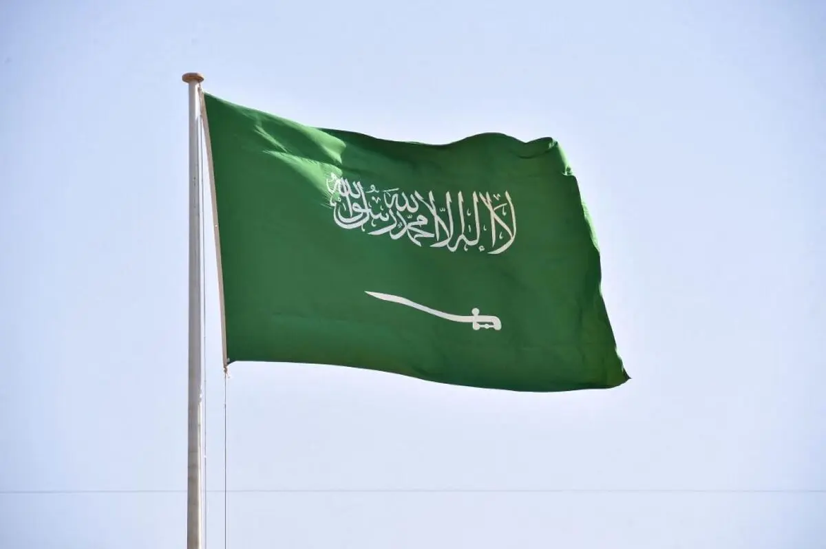 Saudi Arabia, Bahrain expel Lebanese ambassadors