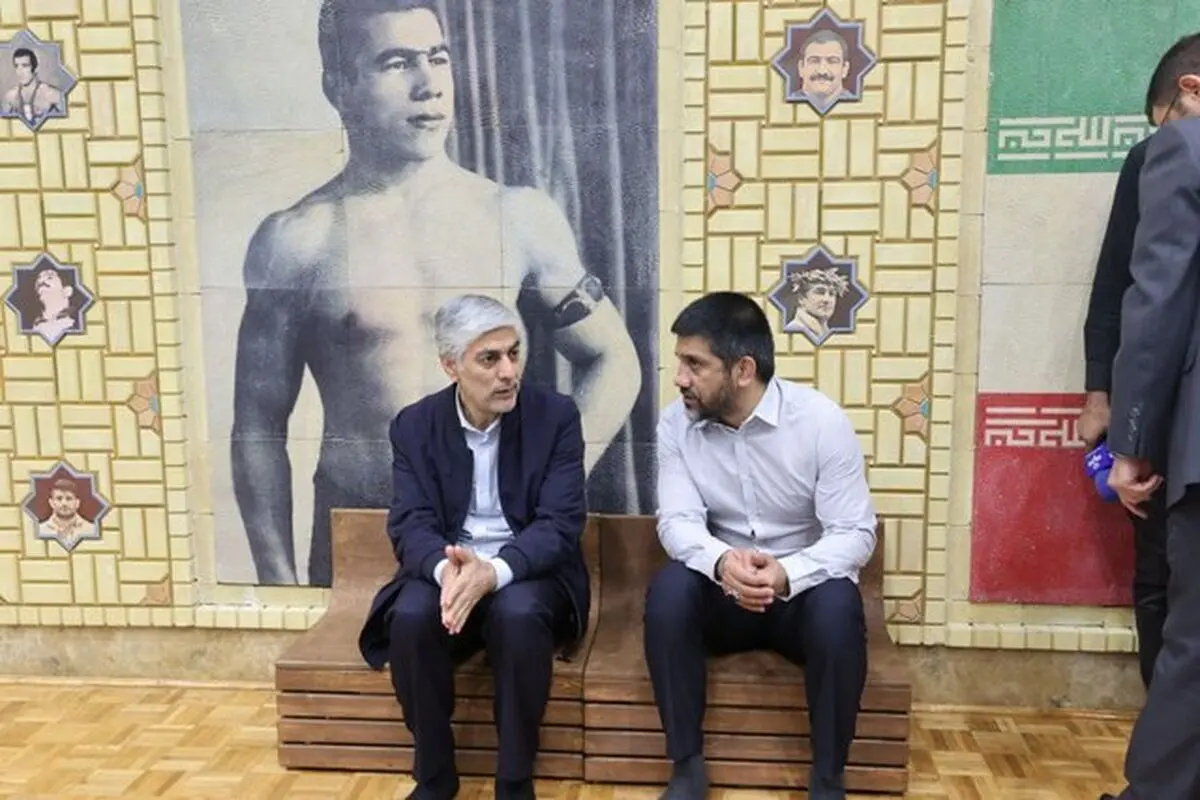 علیرضا دبیر: بار روی دوش کشتی نگذارید
