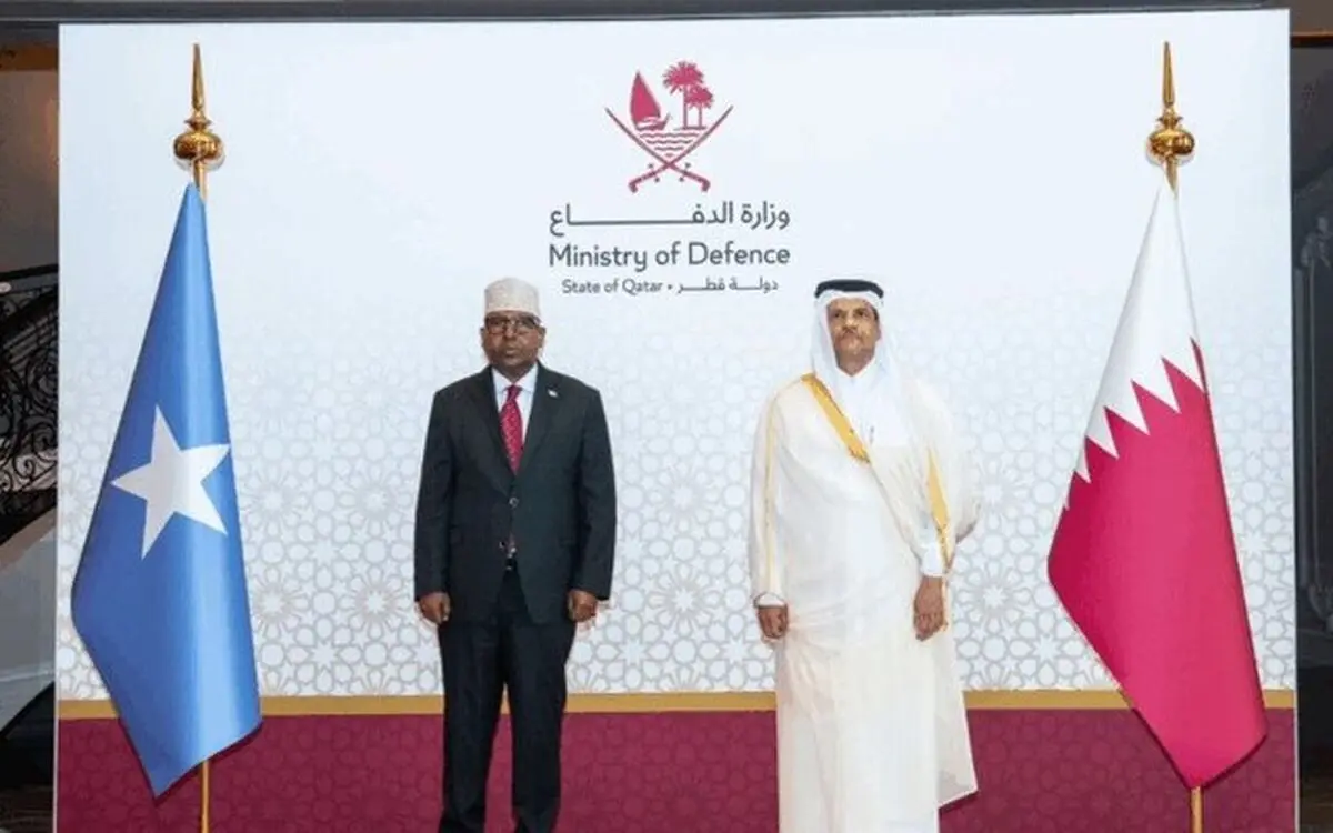 سومالی و قطر توافقنامه همکاری دفاعی امضا کردند

