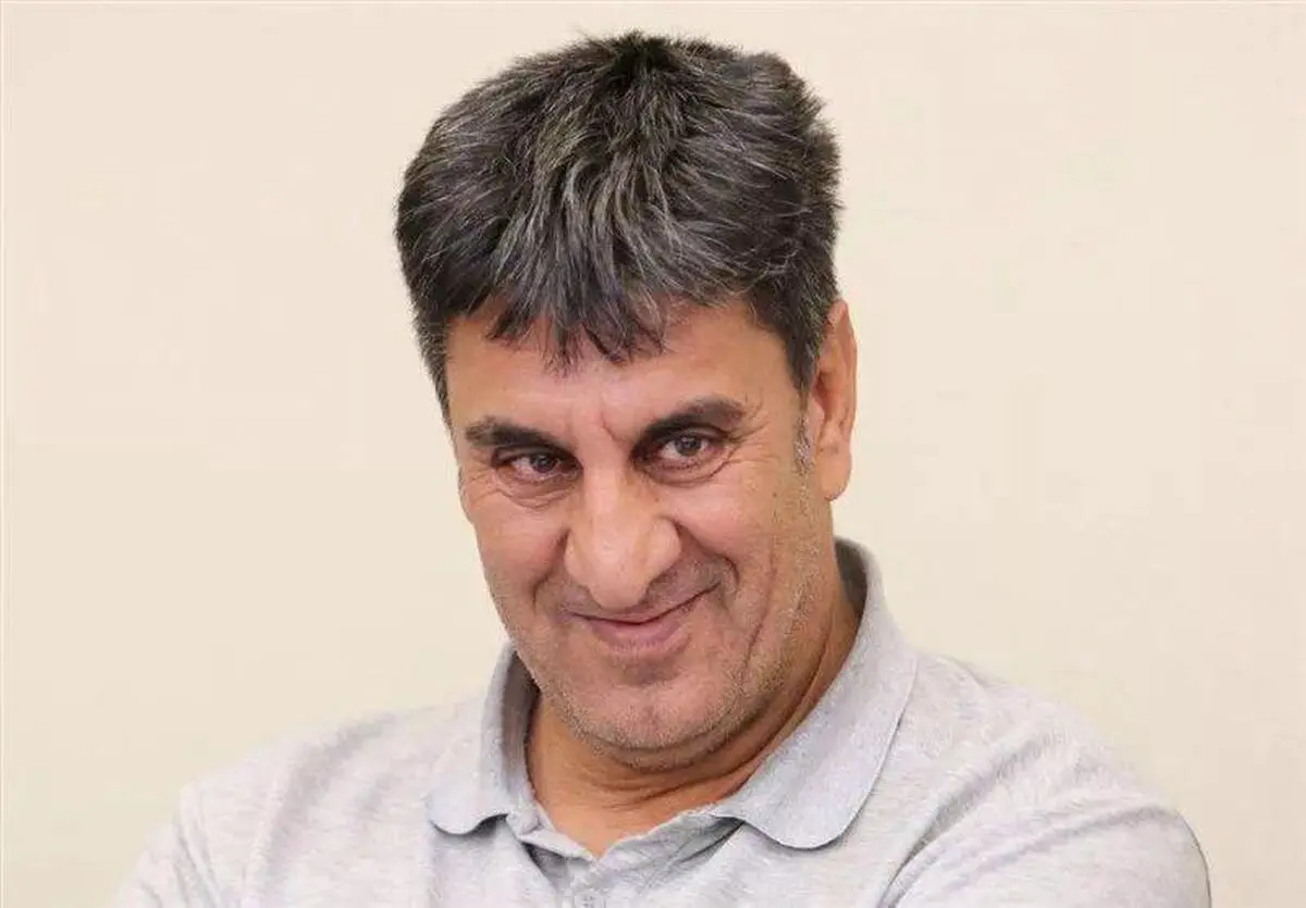 ویدیو: واکنش رئیس کمیته داوران فدراسیون فوتبال درباره بازی نیمه تمام تراکتور و پرسپولیس