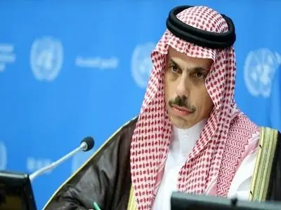 گفت‌وگوی تلفنی بن فرحان با همتایان منطقه‌ای