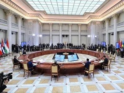 الرئيس الإيراني: الاتحاد الأوراسي يشكّل نموذجًا ناجحًا للتكامل الإقليمي