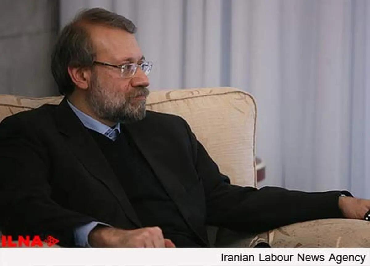 لاریجانی به آیت‌الله یزدی تبریک گفت