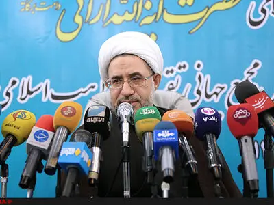 شکست داعش مرحله جدیدی از همگرایی امت واحد اسلامی است/ دعوت به وحدت عربستان را منزوی می‌کند/ الازهر را بخش مهمی در جریان تقریب می‌دانیم