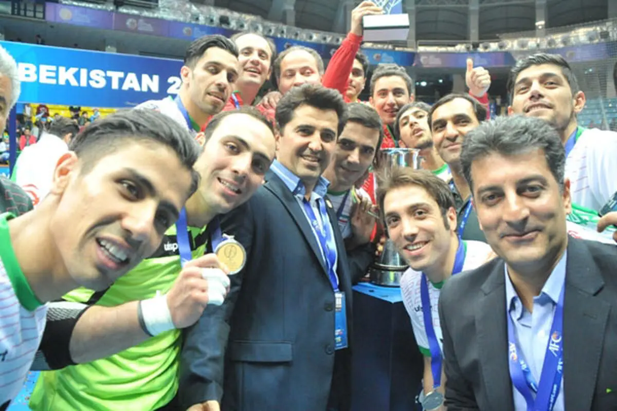 سرمربی تیم ملی ایران نامزد عنوان برترین مربی جهان شد
