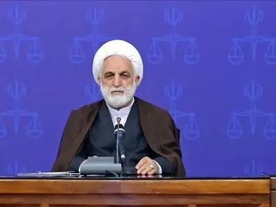 اصل ۲۵ قانون اساسی ناظر بر «ممنوعیت هرگونه تجسس، مگر به حکم قانون»؛ یک اصل لازم‌الاجرا در همه شرایط است