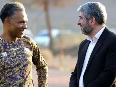 از امیر قلعه نویی تا محمد رضا ساکت/کسی در اصفهان ثبات ندارد