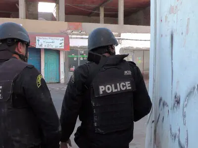 زخمی شدن ۳ تن در تونس در پی حمله با چاقو 

