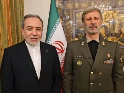 مسیر مذاکرات را با چشمانی باز طی خواهیم کرد