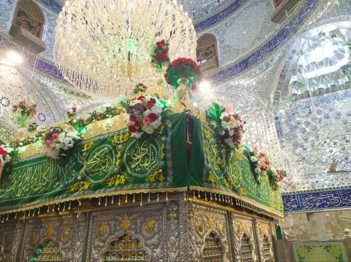 گل آرایی و تزیین حرم های مطهر ۶ امام معصوم در عراق