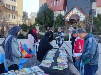 توزیع رایگان ۱۶ هزار و ۹۰۰ جلد کتاب در سیزده مرحله طرح "پیوند با کتاب" 