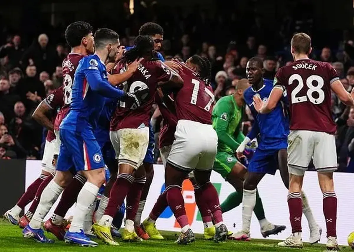 تقابل جنجالی در لندن؛ درگیری بازیکنان چلسی و وستهام