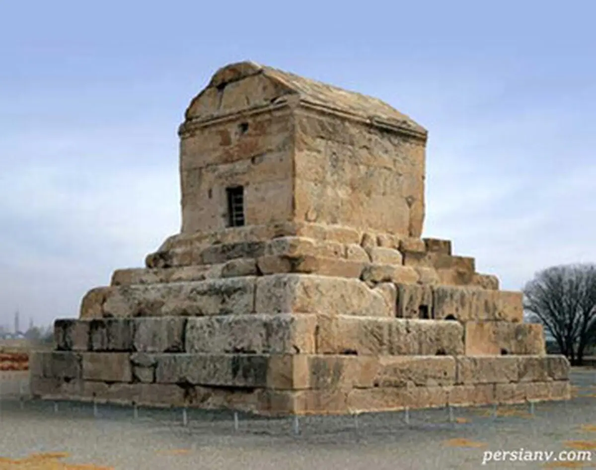 تصویری از مقبره کوروش در دوره قاجار