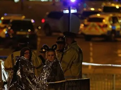 22 killed in suspected suicide attack at Ariana Grande concert in Britain