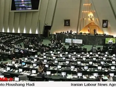 اعتراض نمایندگان به معرفی وزیر پیشنهادی علوم