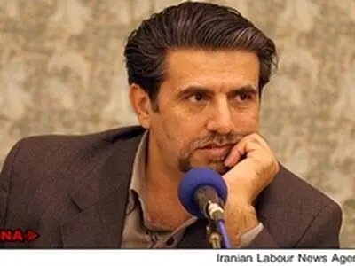 کسانی که فسادشان آشکار شده فساد را همگانی جلوه می‌دهند