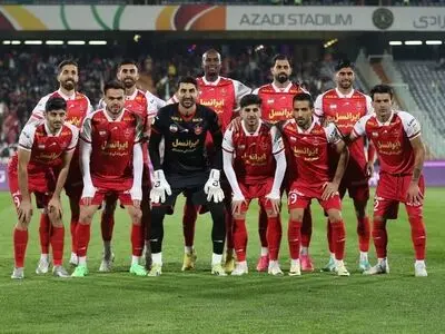 فنونی زاده: دلیل کارت زرد به کنعانی زادگان را نفهمیدم/ پرسپولیس شانس خوبی برای بردن دربی دارد