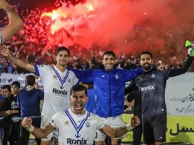 ادامه ابتکارهای جدید ملوان؛ این بار جشن قهرمانی