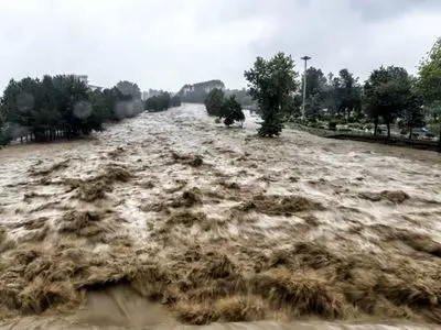 طغیان رودخانه‌ها در استان هرمزگان / انسداد موقت و محدودیت تردد در برخی محورهای مواصلاتی