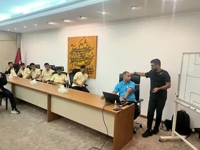 برگزاری جلسه فنی تیم ملی امید در دومین روز اردوی دبی