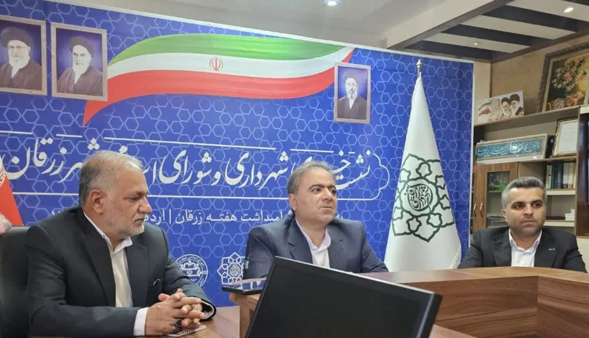 درآمد شهرداری از ۶۰ به ۳۲۰ میلیارد تومان رسید/ پروژه‌های نیمه‌تمام زرقان تعیین تکلیف شدند