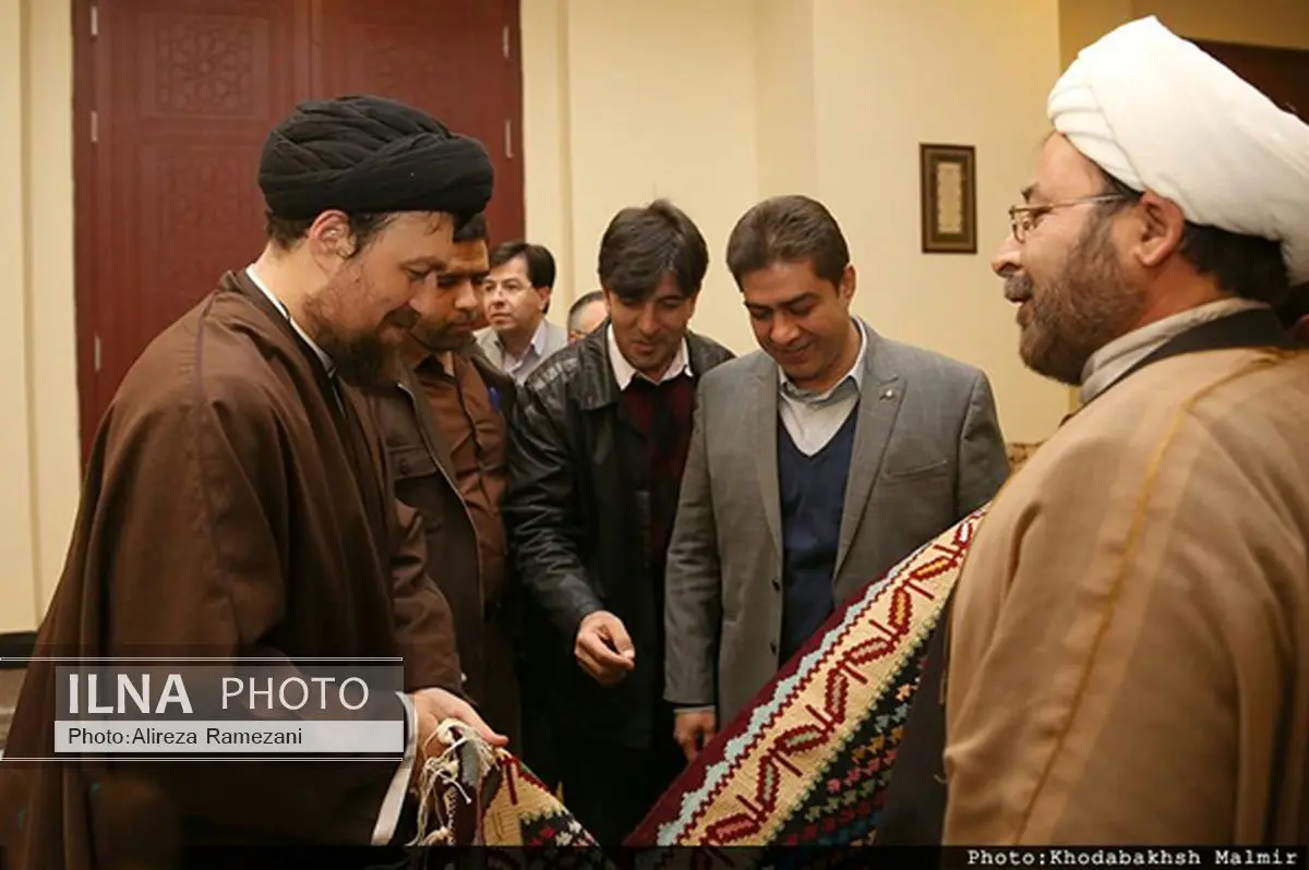 دیدار جمعی از دانشجویان کرمانشاه با حجت الاسلام سیدحسن خمینی