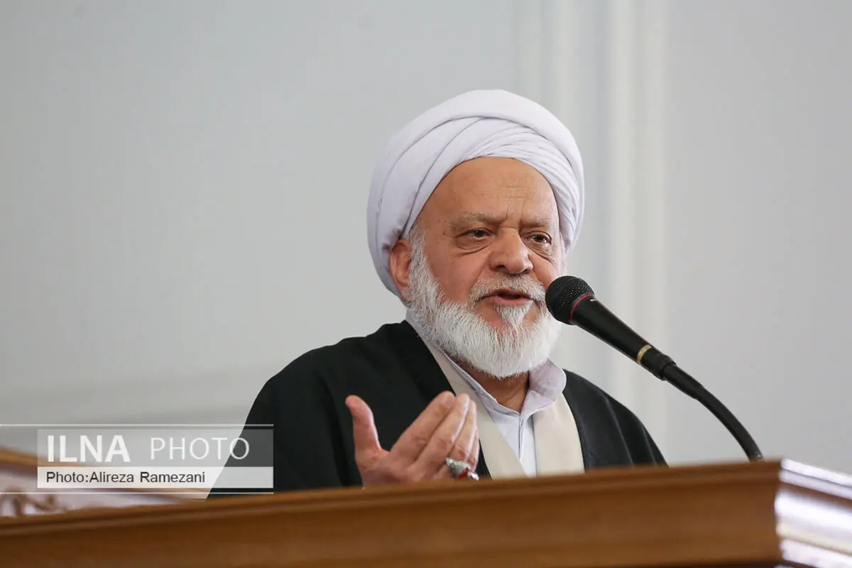 دولت و بانک‌ها استقراض از بانک مرکزی را متوقف کنند