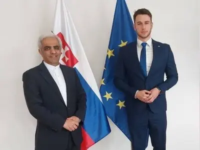 سفیر ایران با وزیر امور خارجه اسلواکی دیدار کرد