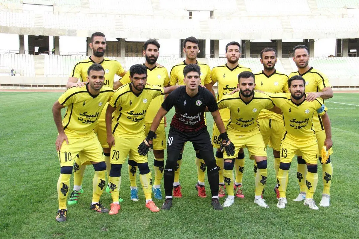 مربی فجرسپاسی: چون کارتی برایم صادر نشده، اظهار نظر نمی‌کنم!