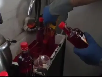 فروش رنگ صنعتی به جای زعفران 