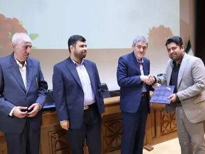 اداره‌کل ارتباطات و امور بین‌الملل شهرداری شیراز برتر شد