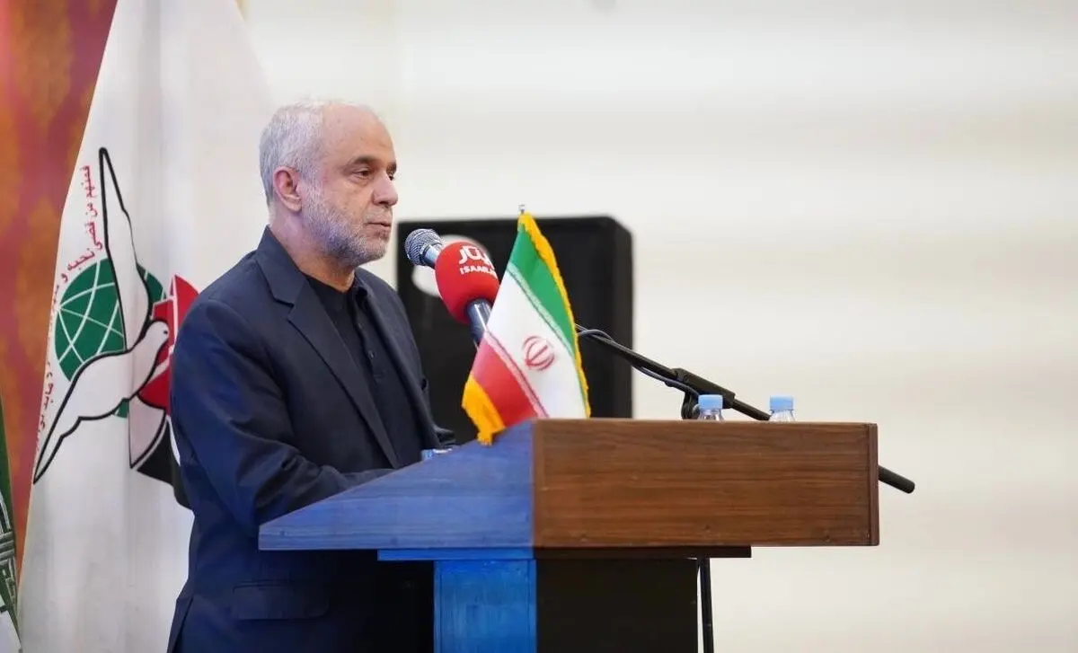 فرزندان شهدا پیام آوران راه پدران شهید خود هستند