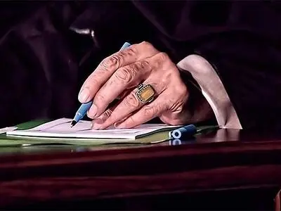 رهبر انقلاب سیاست‌های کلی خانواده را ابلاغ کردند